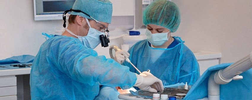 Hartgewebeaugmentation mit modifizierter Schalentechnik